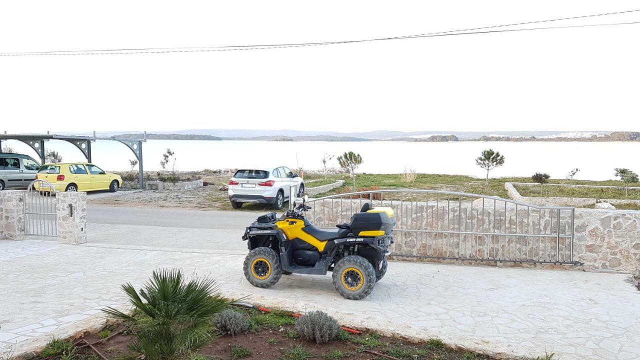 Apartment Lana Pašman Dış mekan fotoğraf